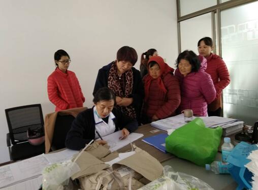 李哥莊鎮(zhèn)中心衛(wèi)生院__堅(jiān)守崗位，呵護(hù)健康