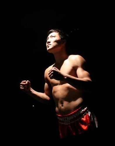 點擊瀏覽下一張,或按鍵盤左右鍵翻頁