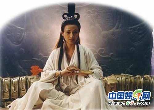 那些演過(guò)女?huà)z的女星:何琳孫菲菲驚艷米雪雷人