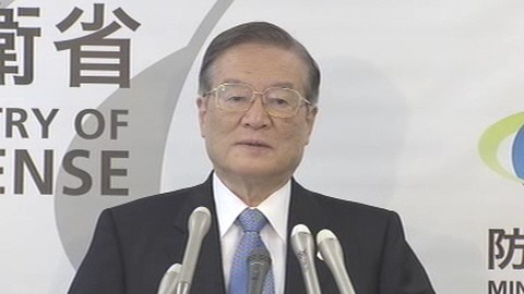 森本同時透露，日本自衛(wèi)隊(duì)已經(jīng)出動巡邏機(jī)對中國海軍艦艇編隊(duì)進(jìn)行“跟蹤偵察”。