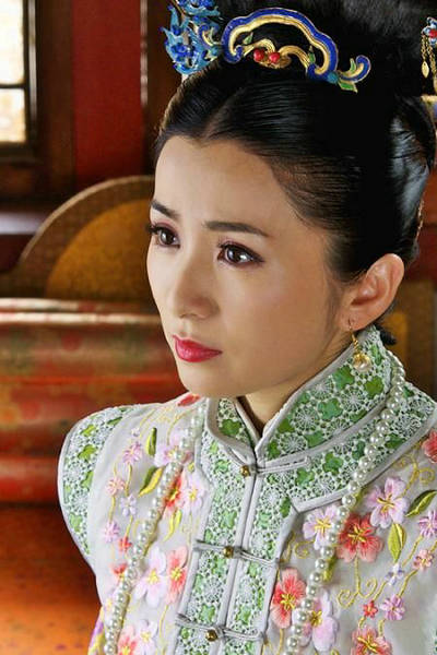 圖揭曾經(jīng)美艷絕倫的二線(xiàn)女星現(xiàn)狀