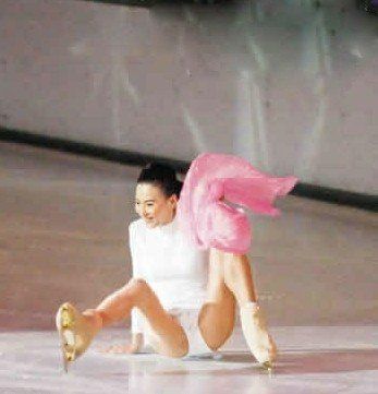 張柏芝不懼走光深愛(ài)滑冰 好身材演繹迷人冰芭蕾