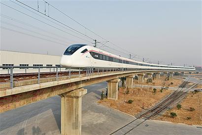 青島2012年度十大經(jīng)濟(jì)、民生事件