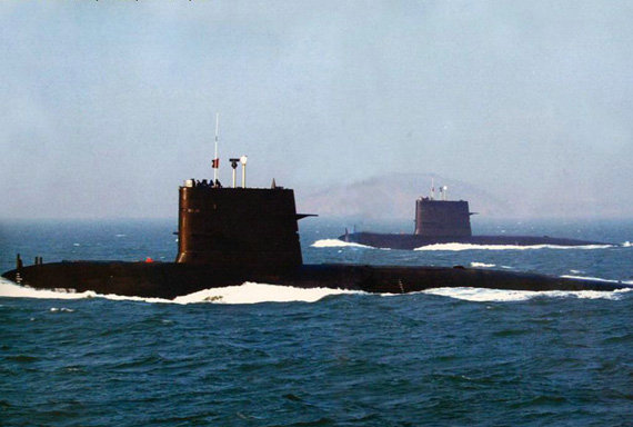 資料圖：中國(guó)海軍宋級(jí)常規(guī)潛艇攻擊群。