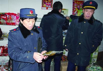 點心過期咋處理？賣到農(nóng)村小賣部！