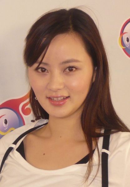 趙本山旗下的美女誰吸金最多？