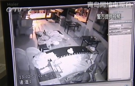 18歲小伙偷遍洛陽(yáng)路一條街 只得兩部手機(jī)百元零錢