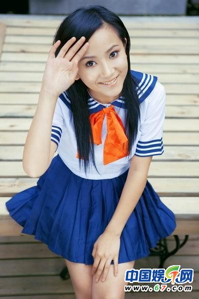 盤點中外女星影視劇學(xué)生裝 何潔張柏芝張韶涵驚艷搶鏡